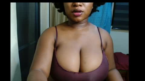 Snapshot of wet_xxpussy55 chatting on July 2026 11:07:02 PM Sonia online show from July 2026 11:07:02 PM
