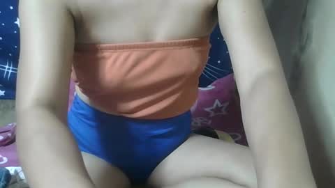 wetfussy_4u online show from October 2025 01:07:02 PM