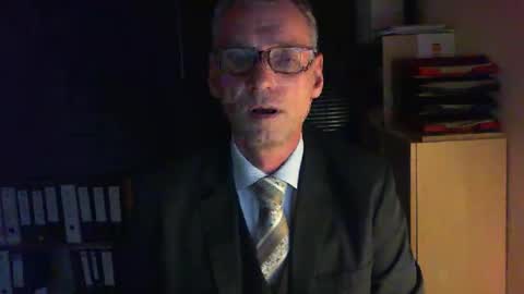 Snapshot of wetsuitedman chatting on October 2025 04:39:02 PM Franz online show from October 2025 04:39:02 PM