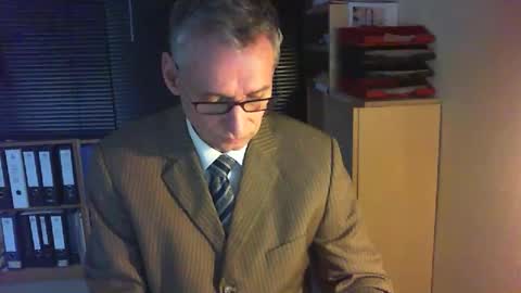 Franz online show from March 2026 04:56:01 PM