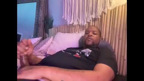 Magic johnson 313 online show from November 2025 04:36:02 AM