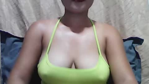 wettyhottie69 online show from May 2026 02:39:01 AM