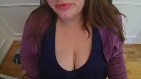 Snapshot of wetwordsonly chatting on November 2025 04:51:02 PM WetWordsOnly online show from November 2025 04:51:02 PM