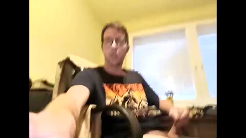 stoffy online show from October 2025 04:15:02 PM