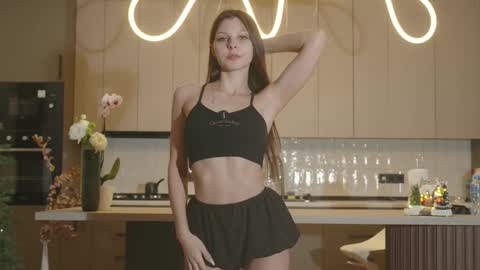 Snapshot of whisper_of_love chatting on November 2025 02:25:02 AM Naomi online show from November 2025 02:25:02 AM