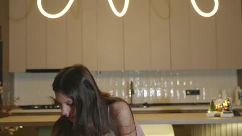 Snapshot of whisper_of_love chatting on December 2025 02:09:02 AM Naomi online show from December 2025 02:09:02 AM