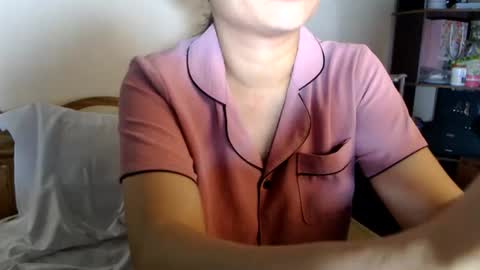 whisperinrain online show from June 2026 05:49:02 PM