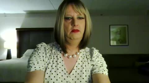 Whisper online show from January 2025 06:44:02 AM