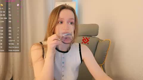 white_bueno online show from July 2026 05:22:02 AM