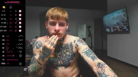 Snapshot of white_king999 chatting on December 2024 05:09:02 AM Max online show from December 2024 05:09:02 AM