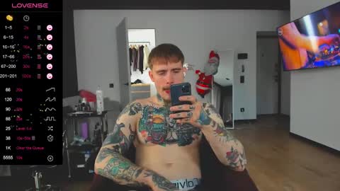 Snapshot of white_king999 chatting on December 2024 11:18:02 AM Max online show from December 2024 11:18:02 AM