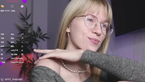 Anita online show from February 2025 01:41:02 AM