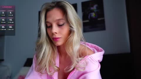 Snapshot of whitebanny chatting on February 2025 10:48:02 AM Kate online show from February 2025 10:48:02 AM