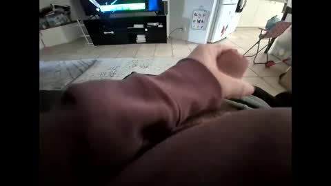 whiteboi9284 online show from September 2025 04:02:02 AM