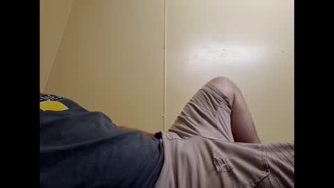 whiteboi9284 online show from October 2025 10:36:01 PM