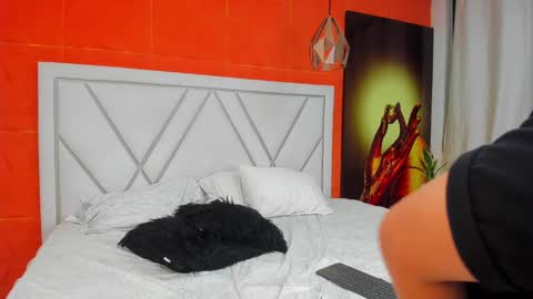 Snapshot of whitedylan9 chatting on February 2025 11:25:02 PM Dylan white online show from February 2025 11:25:02 PM