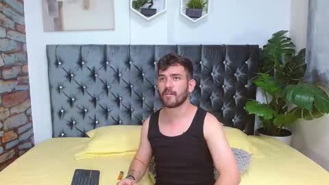 Snapshot of whitedylan9 chatting on February 2025 06:01:02 PM Dylan white online show from February 2025 06:01:02 PM