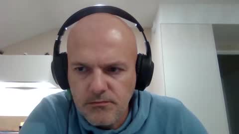 Snapshot of whiteeaglesrb chatting on December 2025 04:47:02 PM whiteeaglesrb online show from December 2025 04:47:02 PM