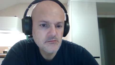 Snapshot of whiteeaglesrb chatting on April 2026 06:38:01 PM whiteeaglesrb online show from April 2026 06:38:01 PM