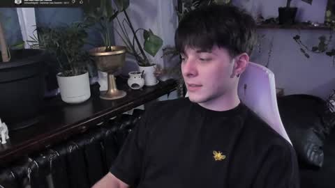 Gus online show from January 2025 06:17:02 PM