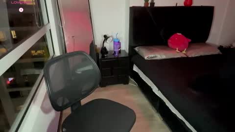 EMMA online show from February 2026 01:39:02 AM