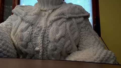 Snapshot of whitesweater chatting on October 2025 07:06:02 AM whitesweater online show from October 2025 07:06:02 AM