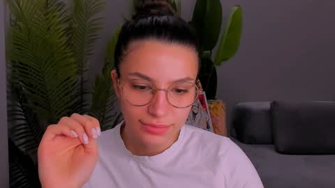 whoislulu online show from January 2025 06:56:01 PM