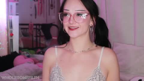 Zoe Grace online show from July 2026 01:30:01 AM