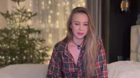 Snapshot of why_____not chatting on January 2026 05:59:01 PM Alice online show from January 2026 05:59:01 PM