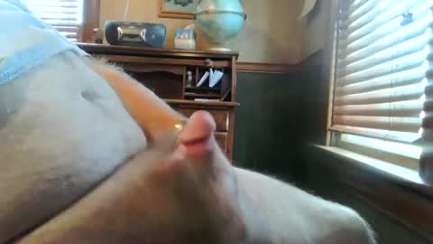 Snapshot of whydog chatting on December 2024 04:14:01 PM whydog online show from December 2024 04:14:01 PM