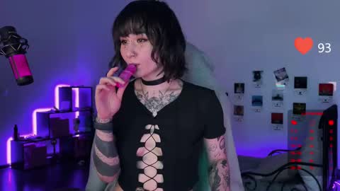 iggy iggz online show from February 2025 01:03:01 AM