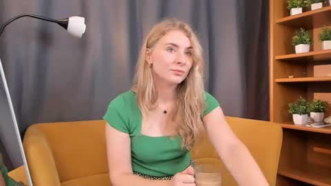 Mia online show from July 2026 05:34:01 AM