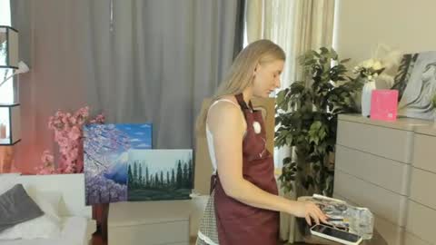 Mia online show from July 2026 05:21:01 AM