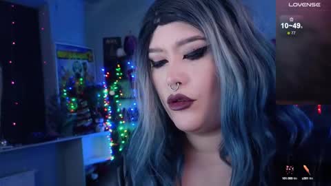 Laura  online show from December 2024 05:15:01 AM