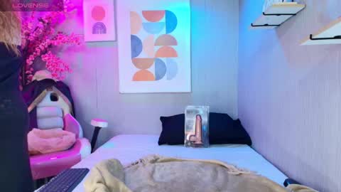 sussy online show from June 2026 12:22:02 PM