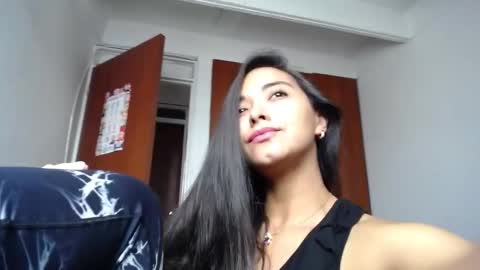 Ilauren online show from February 2026 01:32:02 PM