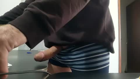 wiilbearbigcock online show from June 2026 02:32:02 PM
