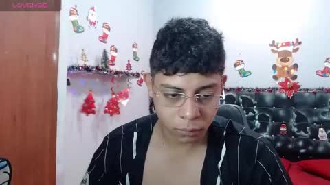 wiilliam online show from December 2024 12:44:01 PM