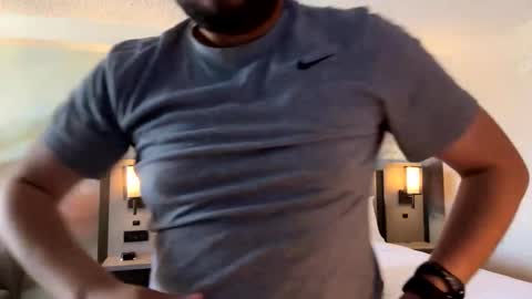 wild1904 online show from May 2026 10:52:02 PM