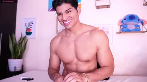 Snapshot of wild_col chatting on February 2025 12:22:02 PM wild_col online show from February 2025 12:22:02 PM