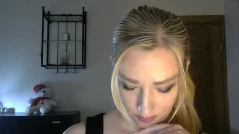 Alina online show from February 2025 12:50:01 PM