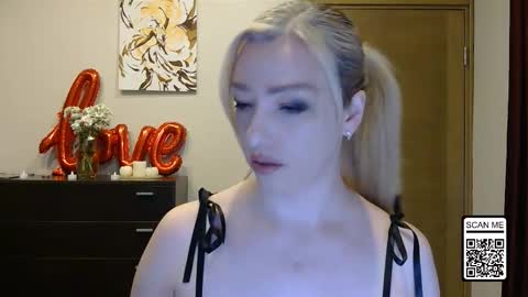 Alina online show from March 2026 04:25:01 PM