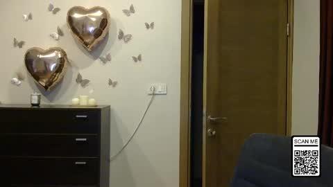 Alina online show from May 2026 06:09:01 PM