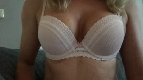 Liesbeth online show from July 2026 09:34:02 AM