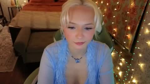 Snapshot of wilddaisy1223 chatting on April 2026 09:26:01 AM Daisy online show from April 2026 09:26:01 AM