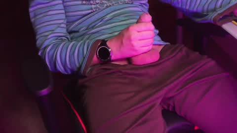 Snapshot of wilder6969 chatting on January 2025 12:01:01 AM Carlos online show from January 2025 12:01:01 AM