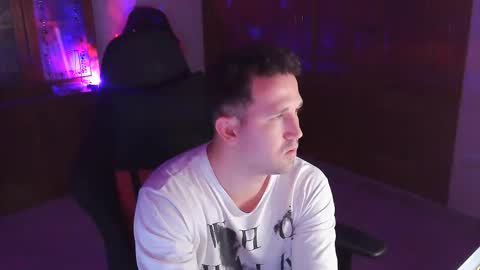 Snapshot of wilder6969 chatting on October 2025 09:05:02 PM Carlos online show from October 2025 09:05:02 PM