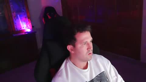 Snapshot of wilder6969 chatting on November 2025 11:25:02 PM Carlos online show from November 2025 11:25:02 PM