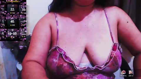 wildhotasianx online show from September 2025 05:02:02 PM