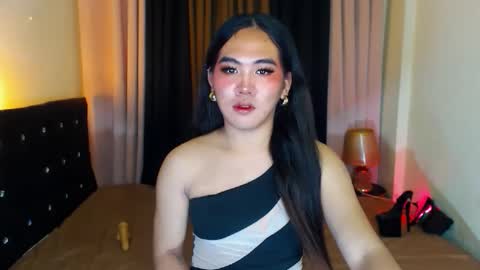 Snapshot of wildhotcore chatting on March 2026 06:35:02 PM Lianelaiza online show from March 2026 06:35:02 PM